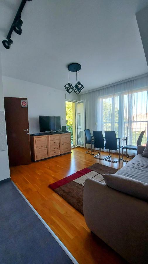 Apartments Neo Novi Sad Buitenkant foto